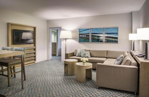 Downtown Jacksonville Hotel | Hyatt Regency Jacksonville Riverfront