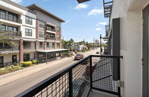 SoHo Apartment | Hyde Park 1/1 private residence 8