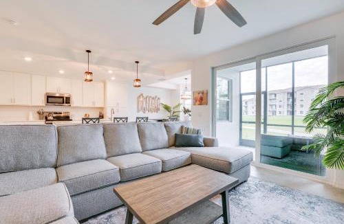 Lehigh Acres House | Ibis Landing Golf Club On-Site: Condo w/Porch!