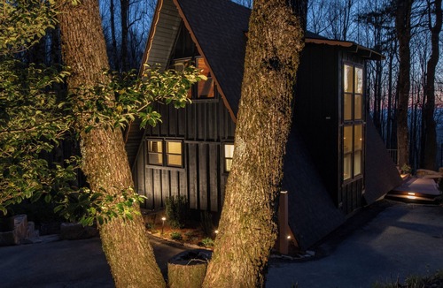 Dillard House | Iconic A-Frame Haven Sleeps 8 Fire Pits