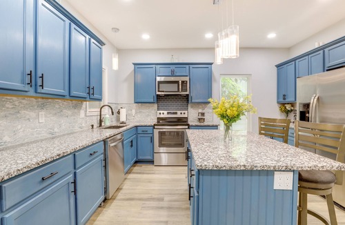 Pittsburgh House | Ideal ATL Base 2 Mi to Mercedes-Benz Stadium, Dtwn