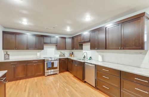 Inman House | Ideal for Reunions & Retreats: Brooks Getaway!