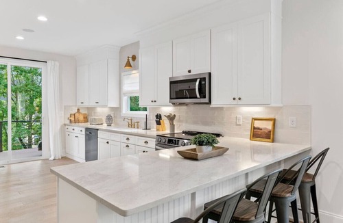 Ashley Oaks Villa | Idlewood Suites ~ 3-Story West Knoxville Suite #4