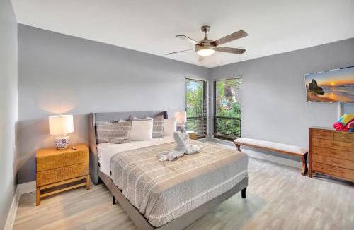 Boca Raton Villa | Idyllic Boca Pool Home: 4/2.5 + Study-FAU & Mizner