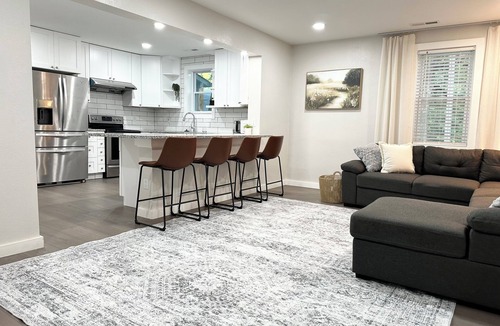 Campobello House | Idyllic Cottage In Campobello by Tryon International