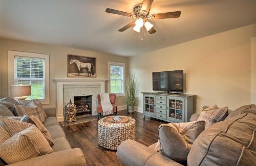 Athens House | Idyllic Getaway w/Deck ~ 4 Mi to Dtwn Athens