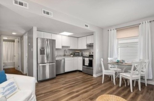Little Salisbury Condo | Immaculate 1 Bed/Bath Steps from the Beach in Midtown OCMD!