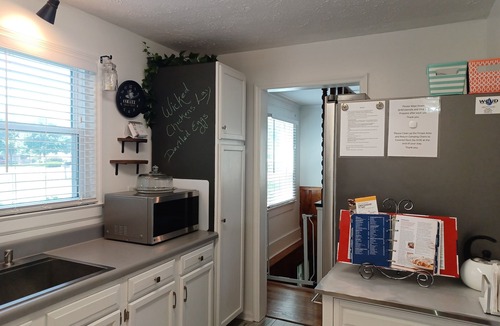 McMinnville House | Immaculate Remodel on River for Overnights or STR