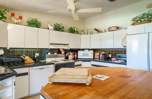 Marathon House | Immediate Availability, Beach, 70 ft Dock - Marathon VACA-23-16 Entire House