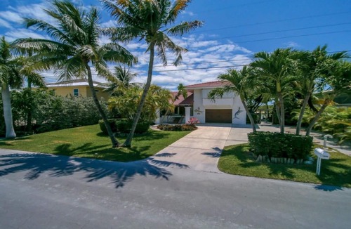 Marathon House | Immediate Availability, Beach, 70 ft Dock - Marathon VACA-23-16 Entire House