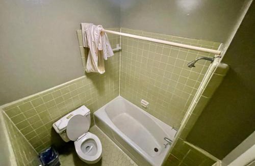 Mullins Hotel | IMPERIAL MOTEL