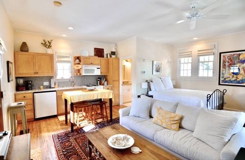 Rosemary Beach Apartment | In the Heart of Rosemary Beach - Beach, Pool, & Shops Steps Away