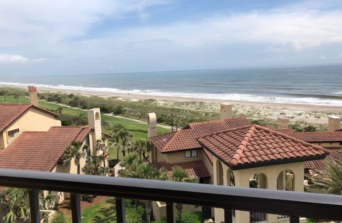 Fernandina Beach Condo | IN WINDSONG Million Dollar Views Ocean Front Pent House AI Resort Rentals-PET