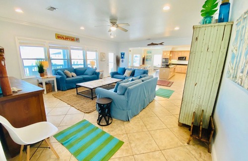 Pensacola Beach House | Incredible Gulf View Home W/Pool-Sleeps 30 people! Bring the whole family!