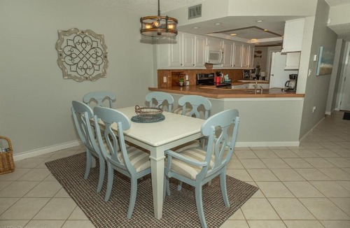 Holiday Isle Apartment | Inlet Reef 304 Destin Condo
