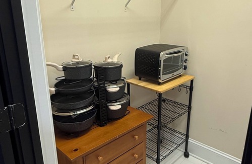 Inman Park Apartment | Inman Park Carriage House - 30 day min. Perfect location for World Cup