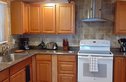 Oak Hill House | INTERCOASTAL WATERFRONT 3 BEDROOM WITH DOCK AND LAUNCH