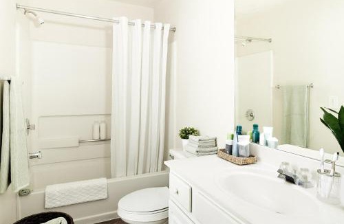 Cumming Hotel | InTown Suites Extended Stay Atlanta GA - Cumming