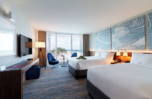 Central Beach Hotel | Inviting Ocean Stay with Pool Access Near Las Olas Blvd - 4 Relaxing Units