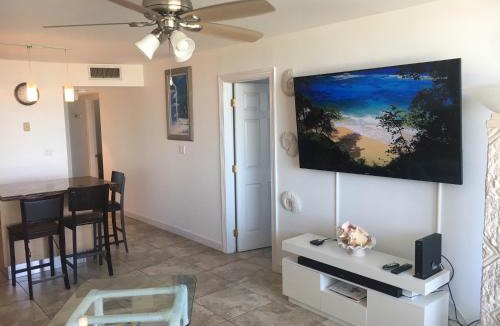 Islamorada Apartment | Islamorada Paradise Overlooking the Fabulous Florida Bay.