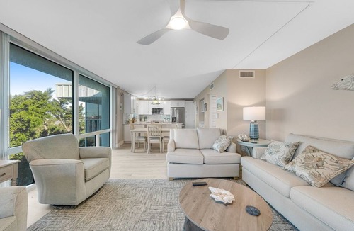Sanibel Condo | Island Beach Club P2B – Newly Renovated Beach View Retreat