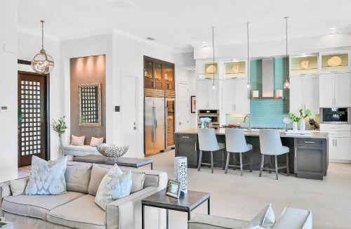 Island Estate House | Island Estate Waterfront Villa