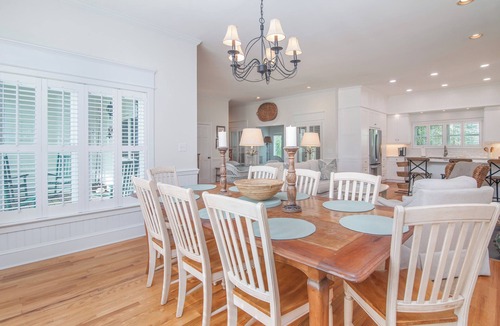 Debordieu Colony House | Island House Updated DeBordieu Home just steps away from the beach