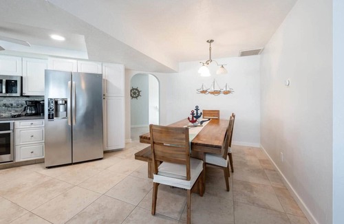Marco Island House | Island Oasis-Waterfront Pool home! 10 min walk to the beach!