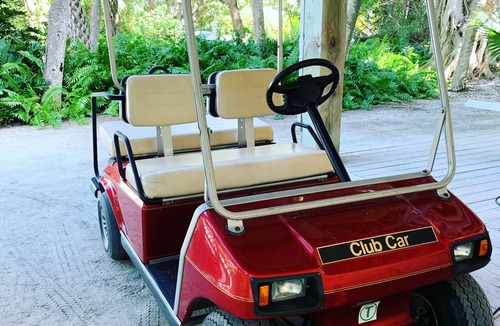 Jose's Hideaway House | Island Paradise: Steps to Private Gulf Beaches, Pools, Hot Tub & Golf Cart ALL