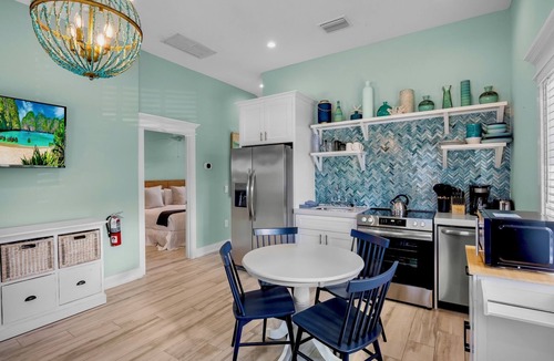 Holmes Beach Villa | Island West Villa! Pool, BBQ, and Walk to Beach!
