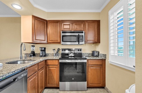 North West Florida Condo | Islander 318-Private Beach Access-Fab Amenities