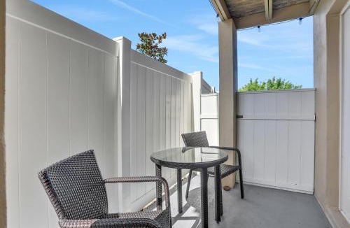 Dunedin House | Islander's Outpost