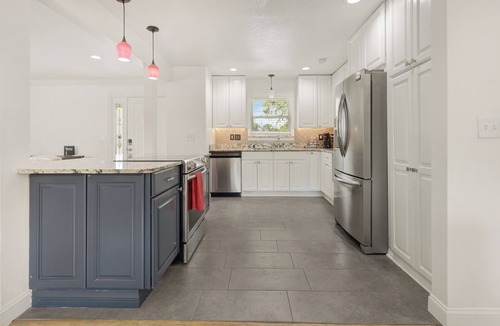 San Jose House | Jacksonville Lake House with Heated Pool