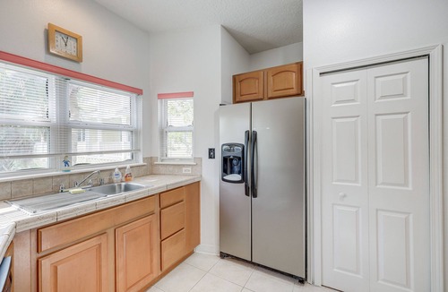 Neptune Beach House | Jacksonville Beach Townhome: Steps to the Sand!