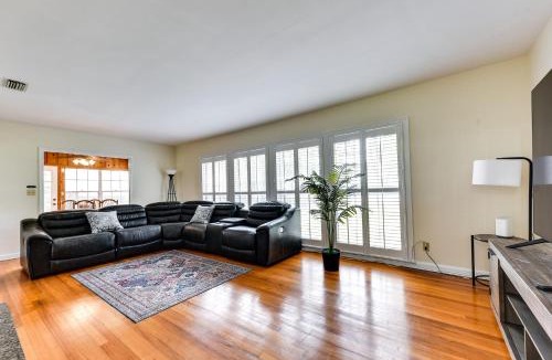 Hollyford House | Jacksonville Vacation Home with Trout River Access