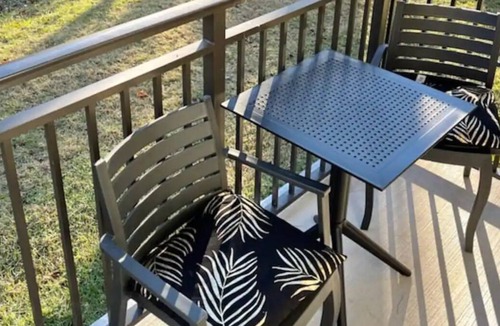 Baymeadows Condo | Jaxonville Luxury Condo⬗| Resort Access | SLEEPS 6