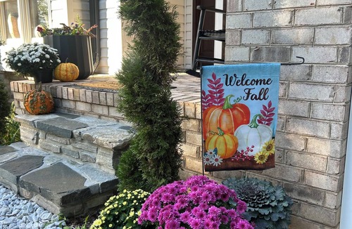 Morganton House | JB’s Winners Circle is a peaceful, quite home only 3 minutes from downtown.