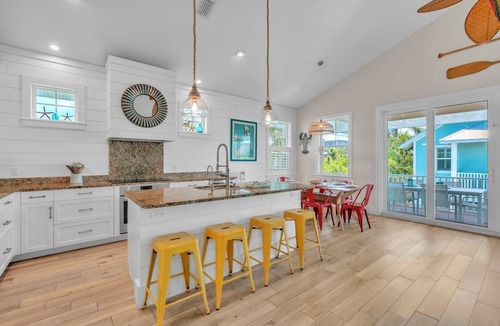 Anna Maria House | Jersey Girl by Duncan Real Estate