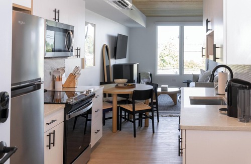 Optimist Park Apartment | Joinery West