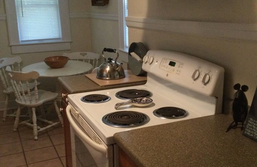 Micanopy Cottage | Juniper Cottage — In the Heart of Old Florida