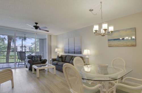 Jupiter Bay House | Jupiter Bay D209 Jupiter Beach Vacation Rental by Unique Vaca Stay