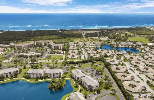 Jupiter Bay House | Jupiter Bay D209 Jupiter Beach Vacation Rental by Unique Vaca Stay
