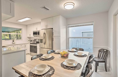 North Palm Beach Heights House | Jupiter Home w/Patio & Grill ~ 6 Mi to Beach!