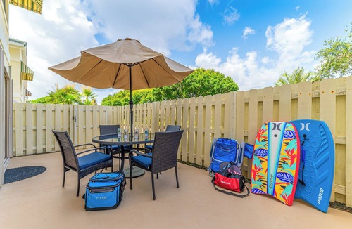 Bella Vista Condo | JupRent's - Posh Paradise - 2Bed/2Bath -Jupiter - Beach Pool