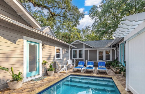 Saint Simons Island House | Just a short walk to the beach and village makes this the perfect island getaway!