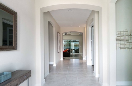 Naples House | Just bring your bag