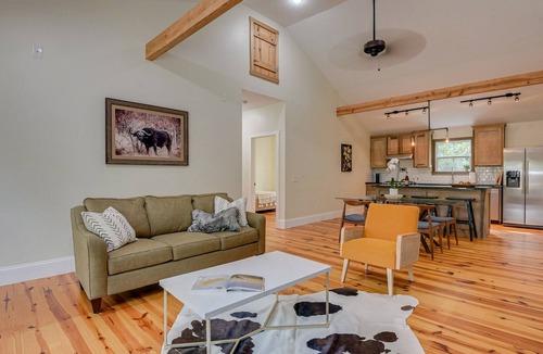 Aiken Cottage | Just minutes from downtown Aiken and Bruce's Field and Highland Event Center