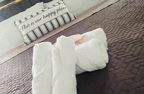 Orlando House | just minutes from park’s, and others attractions, 6ml from UCF, Family -sized!