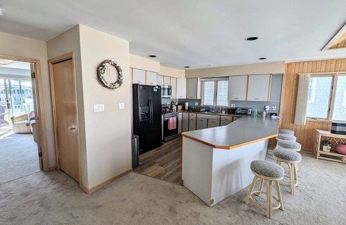 Stone Harbor House | Just Off Beach Block Relaxing Family Stay w/5 bedroom, 3.5 bath, & L2 EV Charge