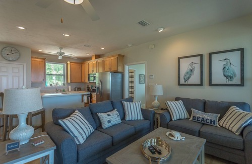 Carrabelle House | Just One More Fish- 2BR/2BA sleeps 6